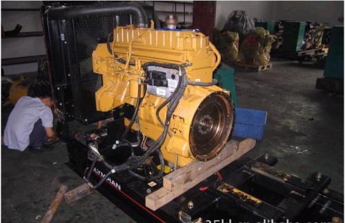 双鸭山柴油发电机维修_COPY